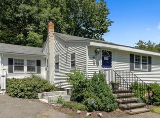 12 Larchwood St, Billerica, MA 01821