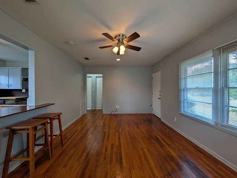 890 Josephine St — Photo 13