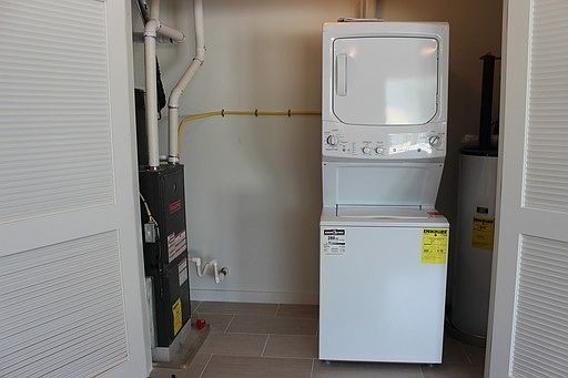 4th image of 1540 N Willington St APT 2
