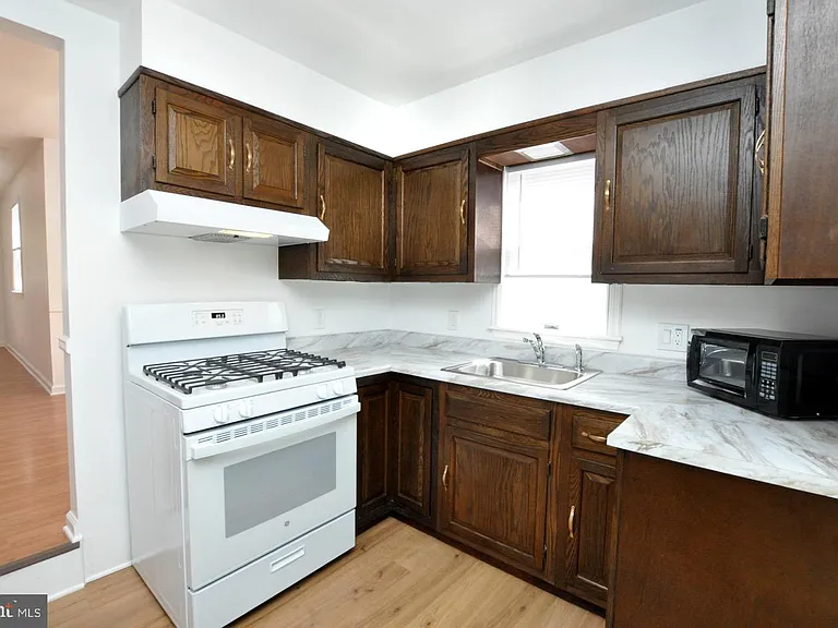 432 N Coles Ave — Photo 10