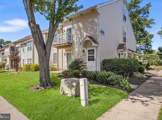 908B Sedgefield Dr, Mount Laurel, NJ 08054