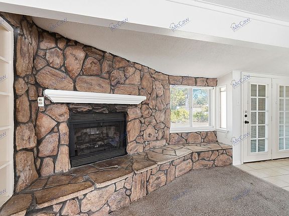 5th image of 3401 Princeton Dr