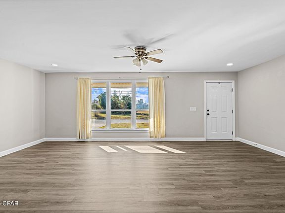 3rd image of 4109 Sue Ln