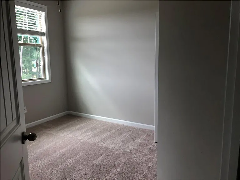 324 Beacons Pl — Photo 31