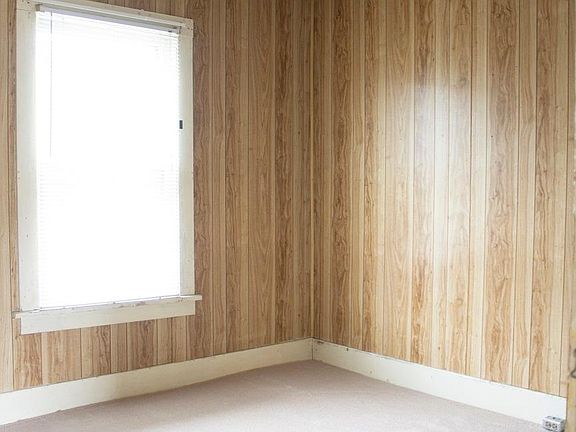5th image of 2119 College St APT 2