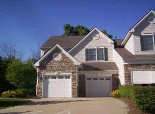 26668 Island Lake Dr #1, Novi, MI 48374