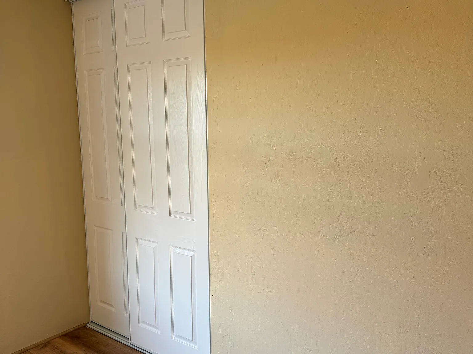 3 bed, 2.5 bath, 1460 sqft, $995 — Photo 3