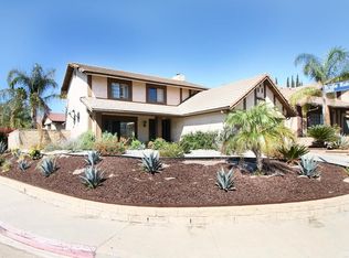 16053 Spur Ridge Rd, Sylmar, CA 91342