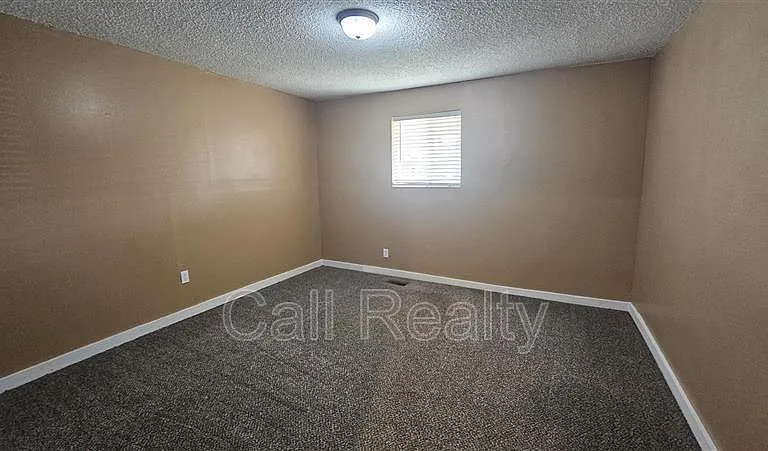 2903 N Smith St — Photo 11
