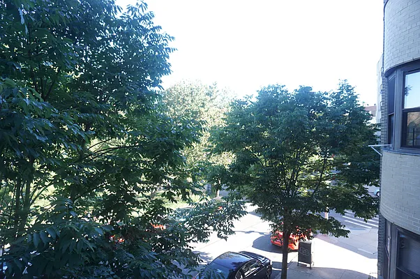 Sold by Benchmark Real Estate Sales LLC | media 20