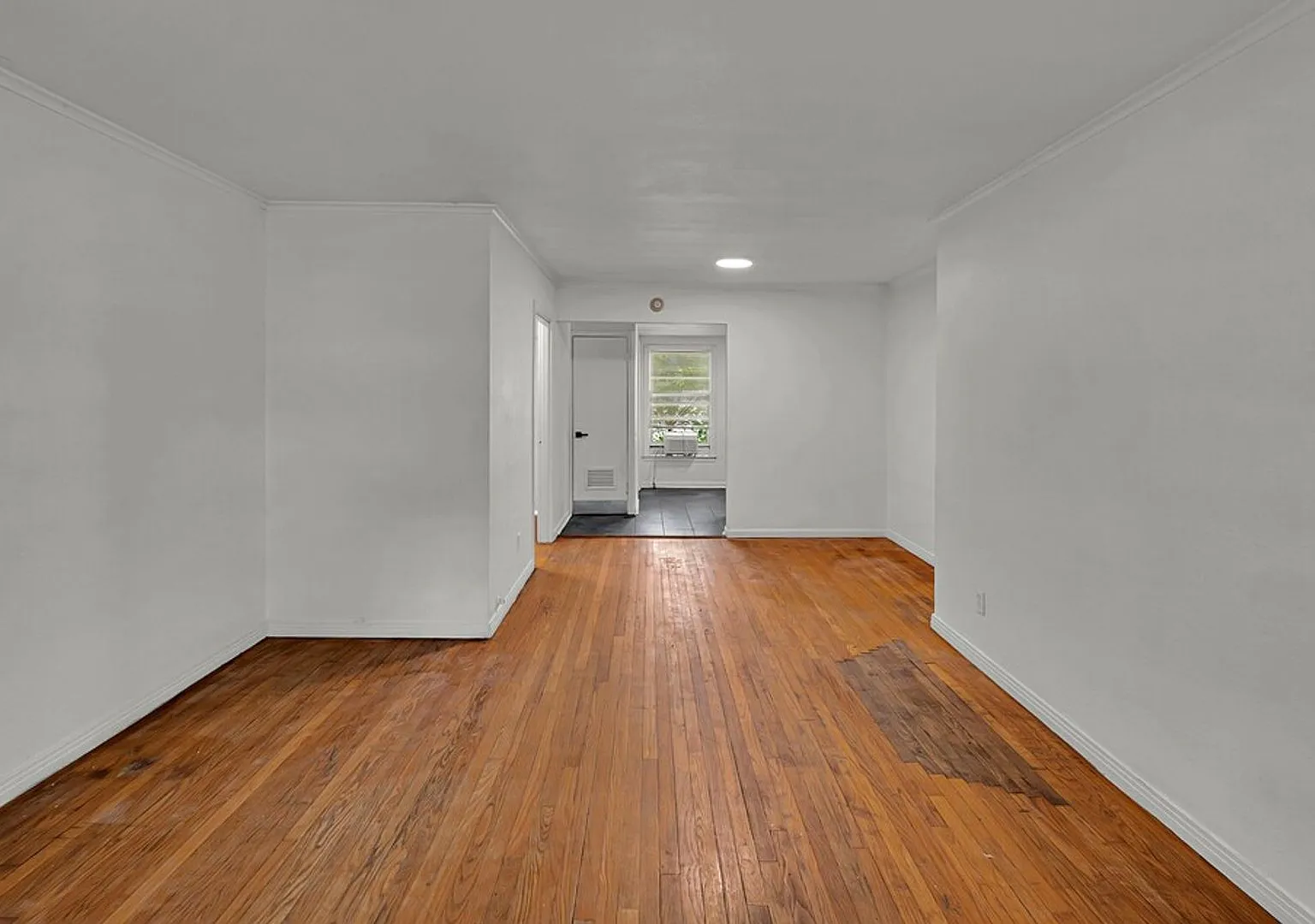 3701 Parkwood Street — Photo 4