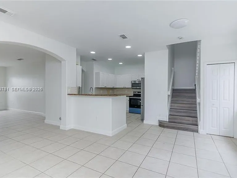 3126 NW 101st Ct #Townhouse 3126 — Photo 14