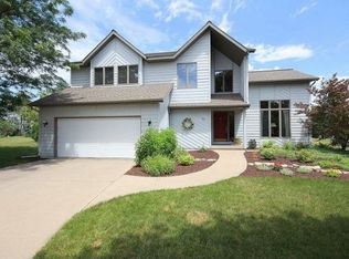 25 Maple Valley Ct, Madison, WI 53719