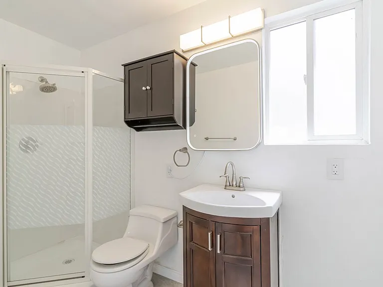 5730 Willowcrest Ave — Photo 15