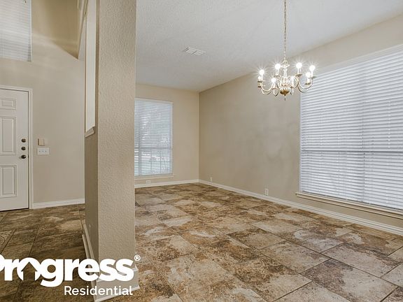 2nd image of 509 Briarcrest Dr