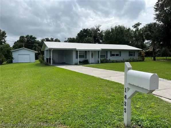 1435 Lisa Dr, Wauchula, FL 33873