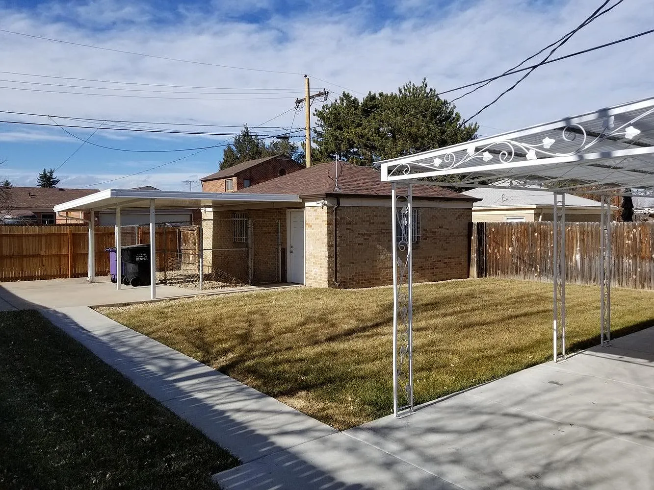2255 Syracuse St — Photo 3