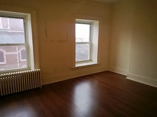 Rented by Realty Collective | media 10