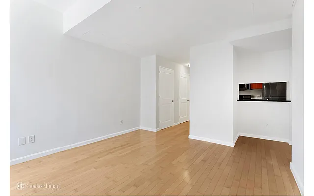 Rented by Douglas Elliman | media 15