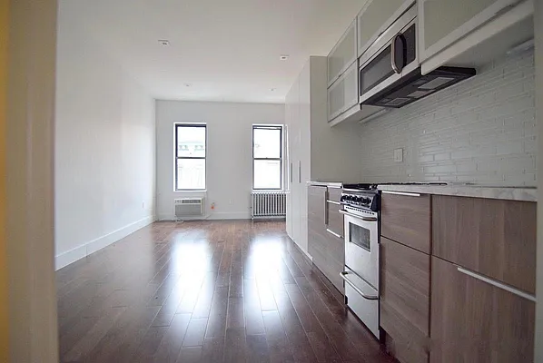 Rented by Corcoran | media 10