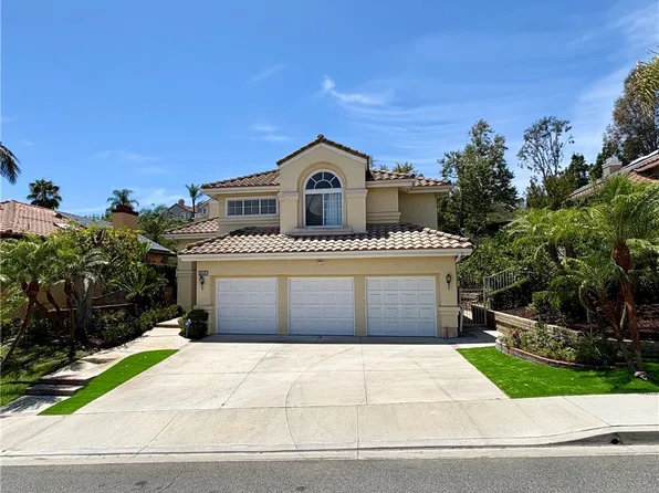 26601 White Oaks Dr, Laguna Hills, CA 92653