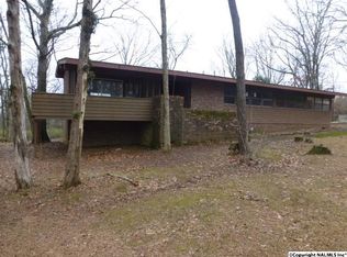 2215 Apache Dr NW, Huntsville, AL 35810