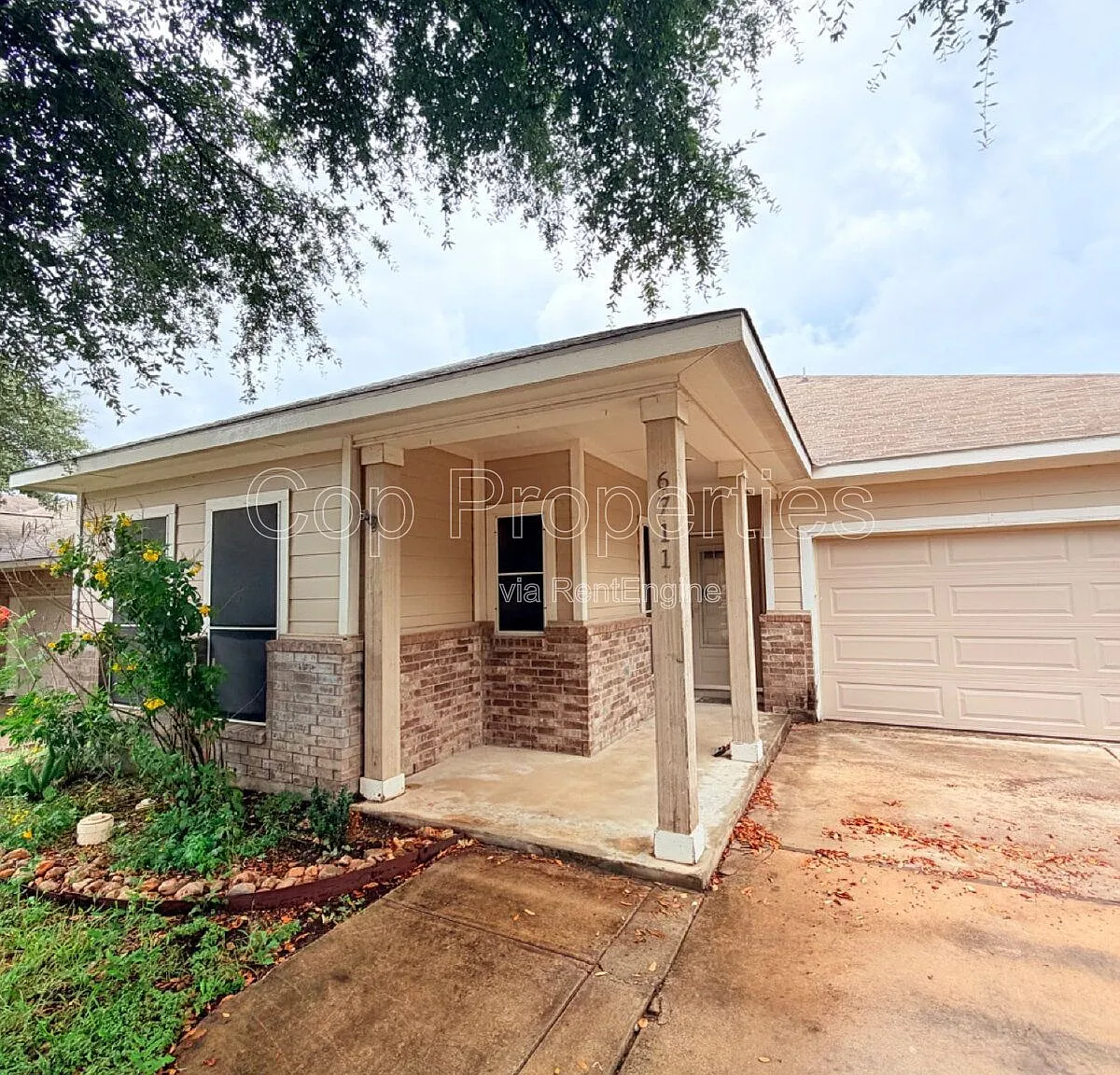3 bed, 2.0 bath, $1,795 — Photo 2