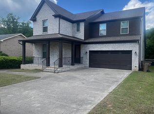 737 Roman Dr, Nashville, TN 37207