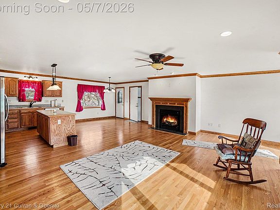 4th image of 9370 Perch Lake Rd