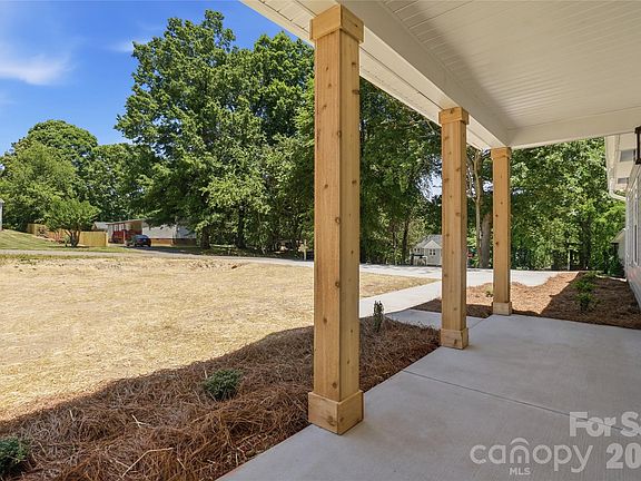 4th image of 2507 Pacer Ln