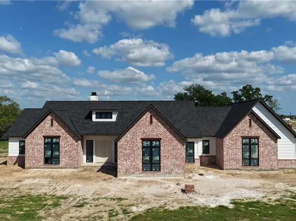 5623 Mill Water Ct, Bryan, TX 77808