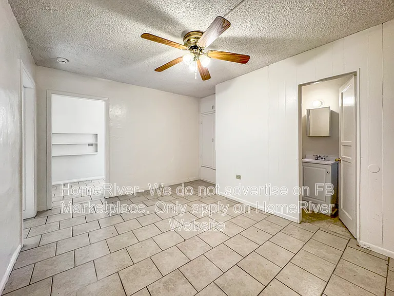 9448 Orangevale Ave #7 — Photo 3