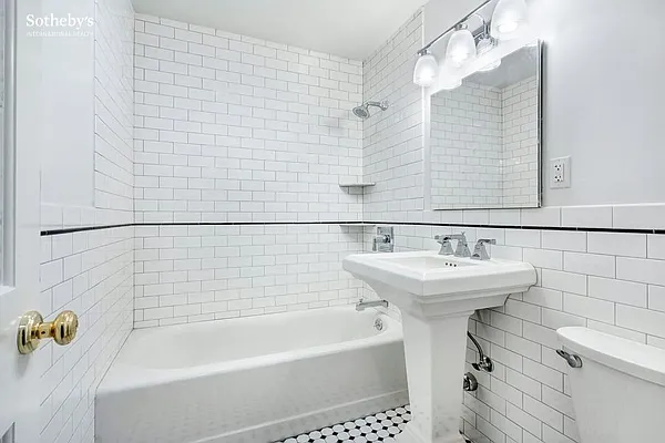 Rented by Sotheby's International Realty | media 18