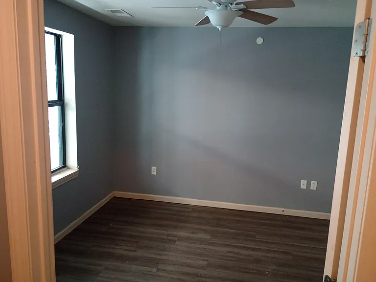 Mill Supply Apartments — Photo 17