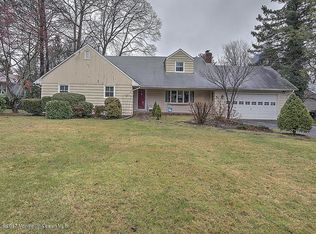 53 Oaklawn Rd, Fair Haven, NJ 07704