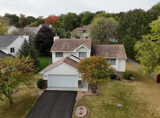 14856 Oakborough Dr, Savage, MN 55378