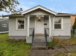 3596 E Howe St, Tacoma, WA 98404