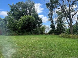 40075 13th St, Ecorse, MI 48229