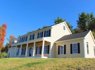 17 Royal Oaks Way, Leominster, MA 01453