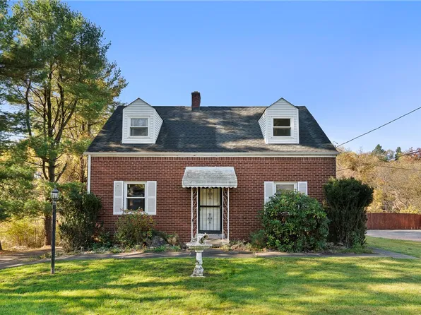 328 McKinney Dr, Coraopolis, PA 15108