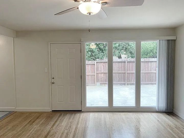 2412 Palmetto Ave #1 — Photo 20