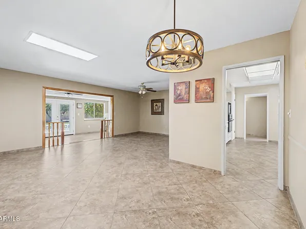 10431 W EL CAPITAN Circle, Sun City, AZ 85351