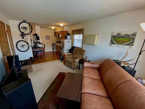 4th image of 338 18th Ave NE APT 6