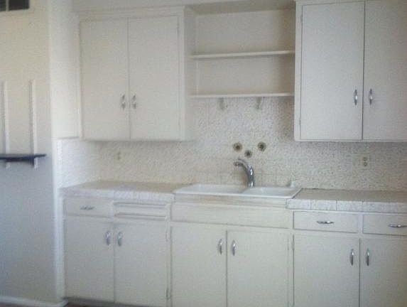 3rd image of 11401 N 114th Dr