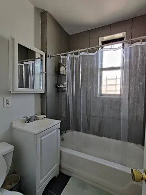 Rented by Signature Property Realty | media 25