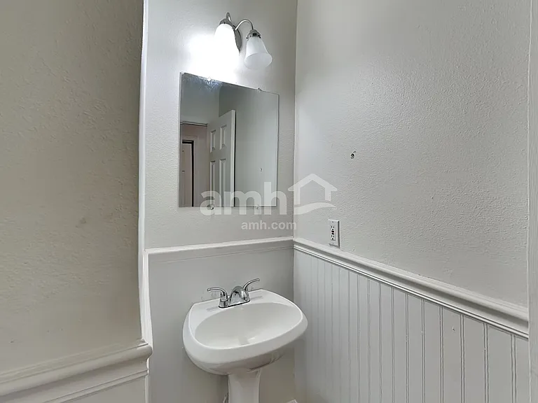 22 Willow Bend Dr — Photo 9