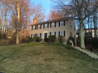 27 Foxhill Rd, Shrewsbury, MA 01545