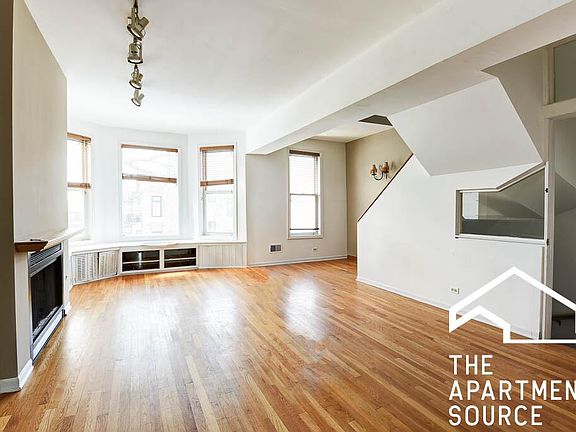 2nd image of 2453 N Greenview Ave #2