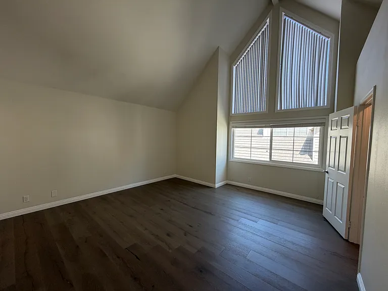 330 El Dorado St #4 — Photo 14