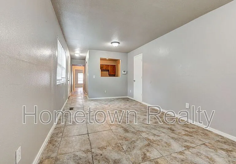 312 NW 118th St — Photo 6